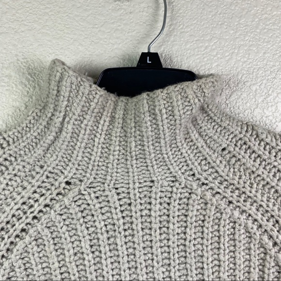 Theory Small Rifonia Beige Turtleneck Sweater - Picture 3 of 10